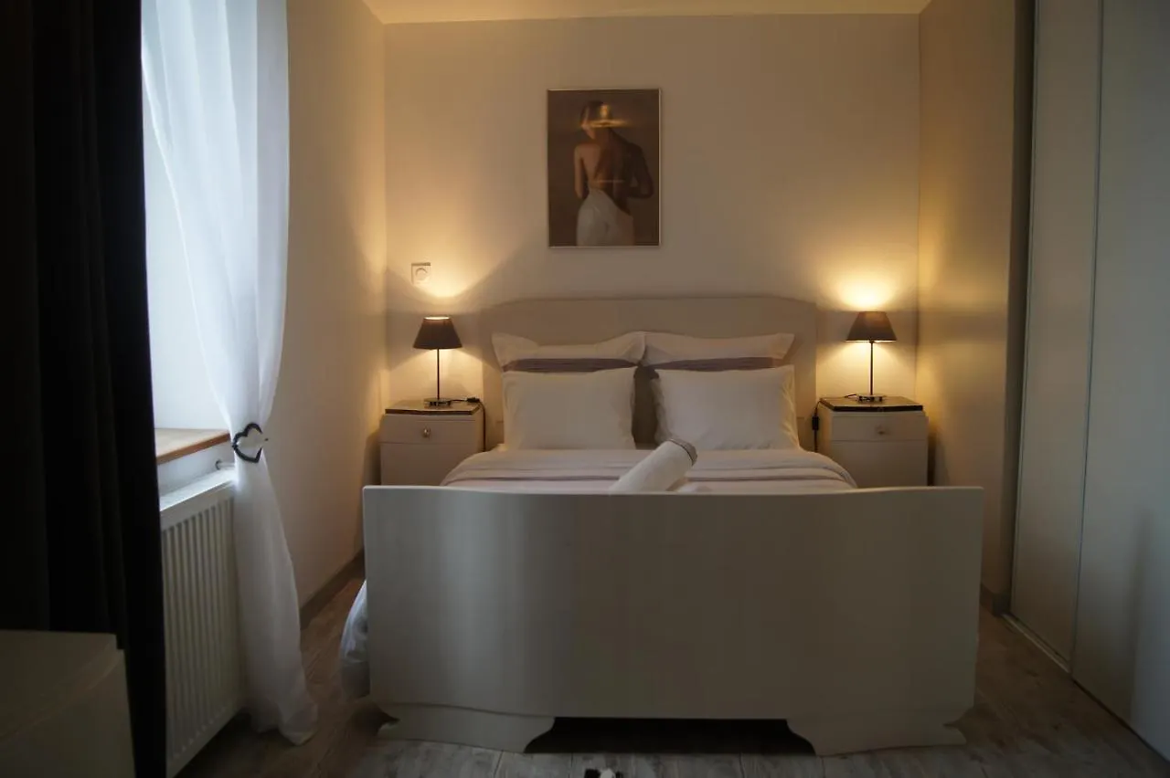 Agreable Maison De Village Proche Frontiere. Machilly Holiday home